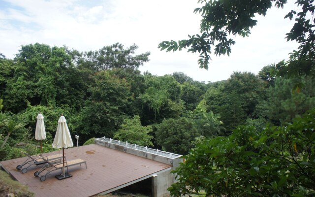 Villa Nutt