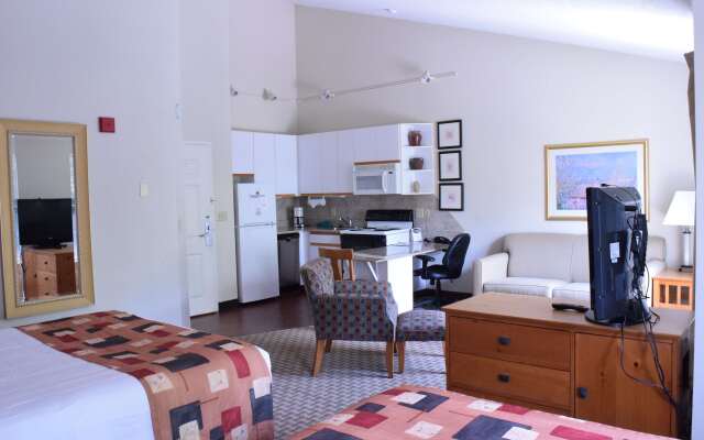 Cresthill Suites Syracuse