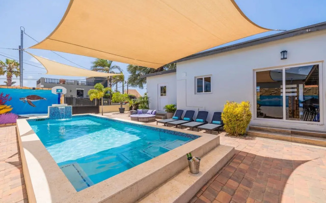 3br2ba Great Location Private Pool Amenities