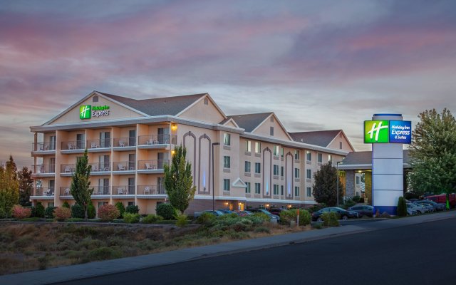 Holiday Inn Express & Suites Richland, an IHG Hotel