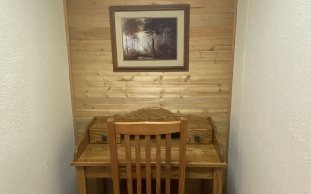 Foggy Mountain Lodge