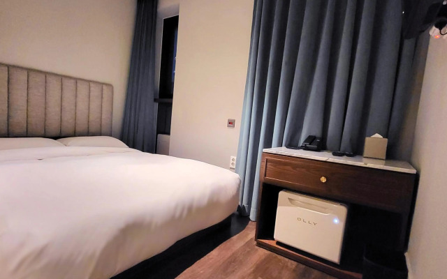 Hotel Crescendo Seoul