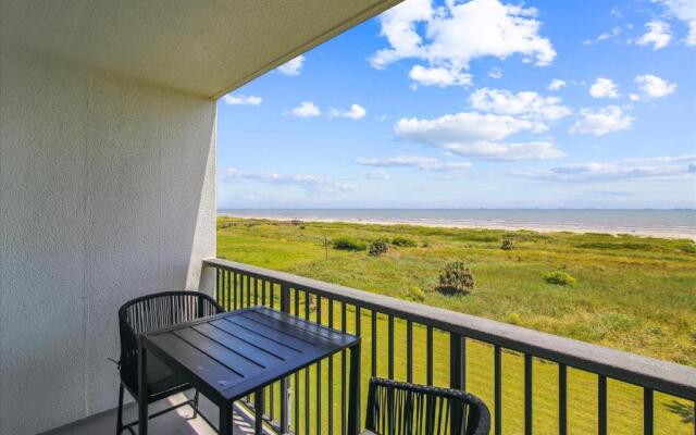 Islander East 309 - Seashell Studio