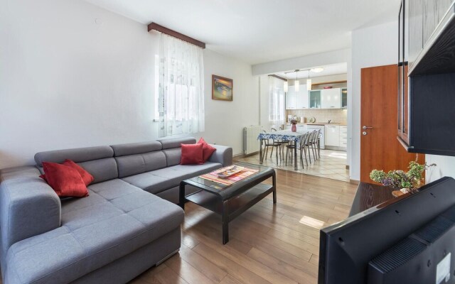 Awesome Home in Pula With Wifi and 2 Bedrooms