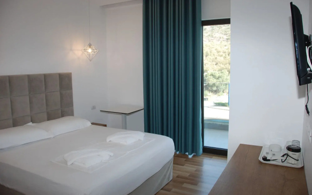 Bianco Hotel