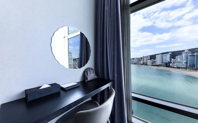 Ocean the point Hotel