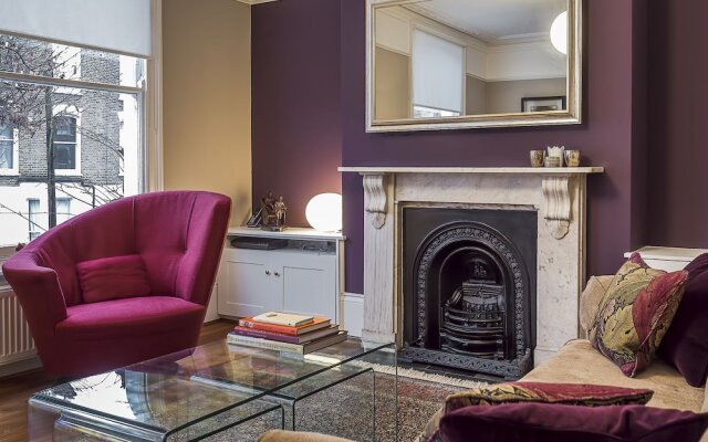 Cheverton Road Townhouse