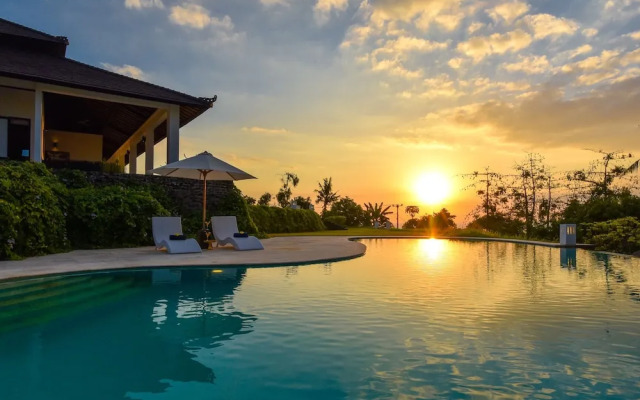 Lovina Residence