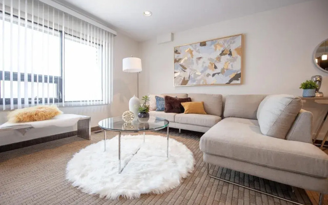 Luxury Downtown Suite With an Amazing View