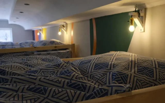 Wanderlust Riverside hostel