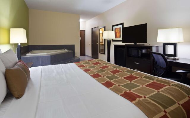 Best Western Plus Huntersville Inn & Suites Near Lake Norman