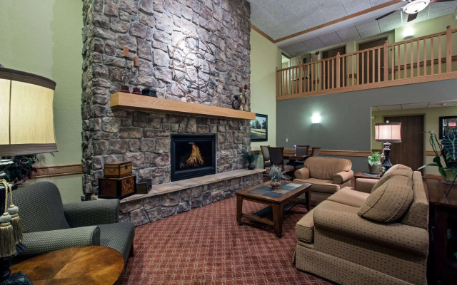 AmericInn by Wyndham Newton