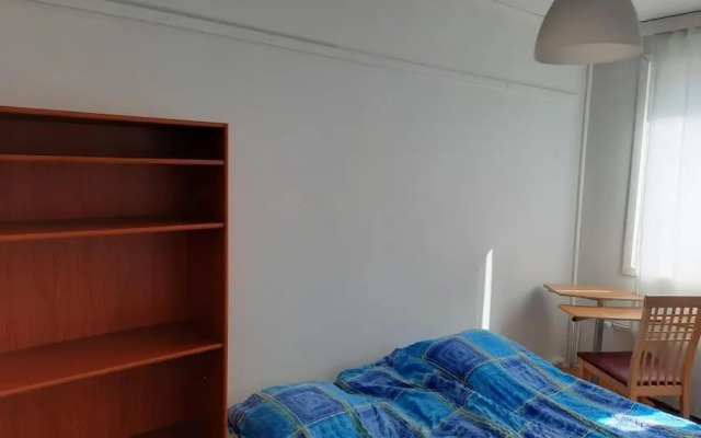 50m2 FREE Parking and Laundry 25min to Center