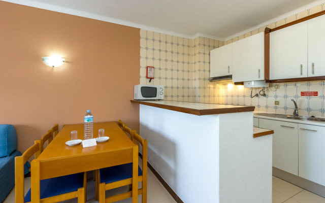 Apartamentos Turísticos Janelas do Mar