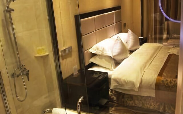 Pengzhou Business Hotel