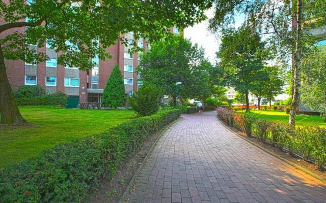 Fair & Easy Stay (3162)