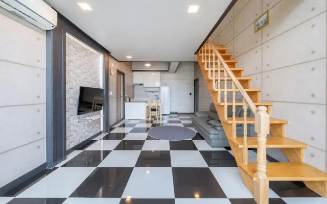 Gapyeong Chagall Spa Pension