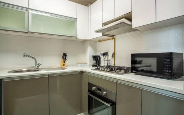 Beautiful Studio Apartment Near New Dubai Mall