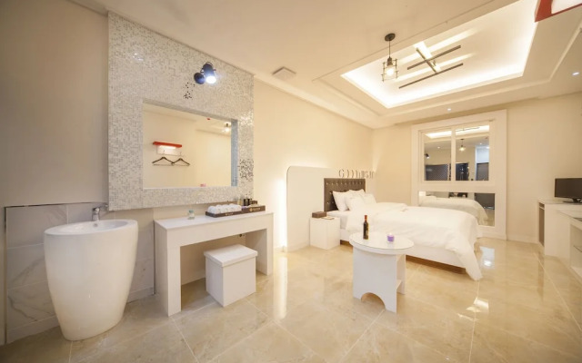 Samho Hotel