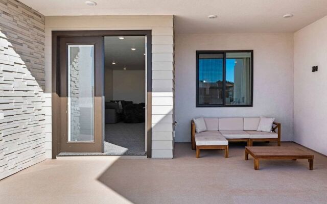 Mavericks Retreat by RedAwning