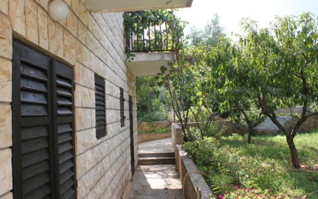 Rooms Adriatica Island Brač