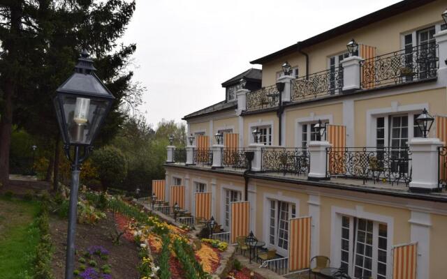 Hotel Pension Landhaus Fuhrgassl Huber