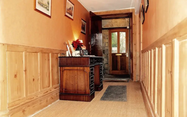 Newburgh House Bed & Breakfast