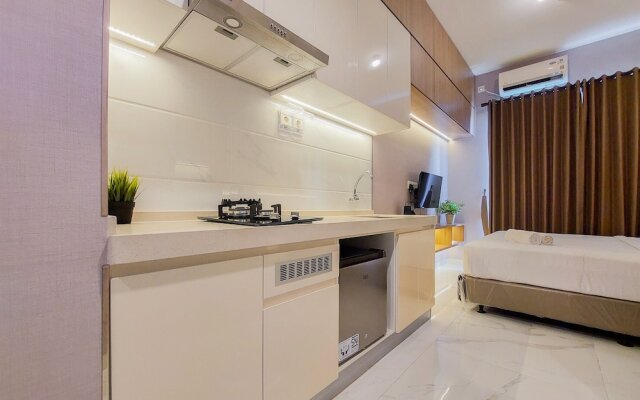 Scenic Designed And Comfy Studio At Sky House Bsd Apartment