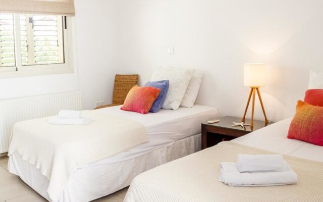 Oceanview Villa 001