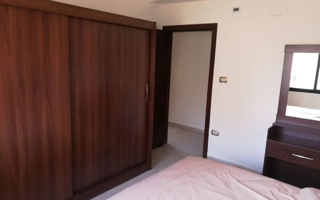 Cozy Dair Ghbar Apartments