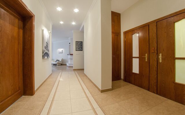Dom & House - Apartments Monte Cassino