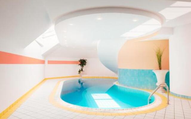 Oliven- & Genusshotel Hirzer