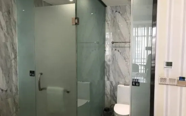 Sarah Upper Peninsula Hotel