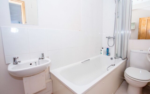 Large 4 Bed House in Beautiful Summertown Oxford