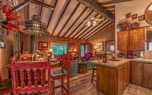 Innjoy - Two Bedroom Cabin