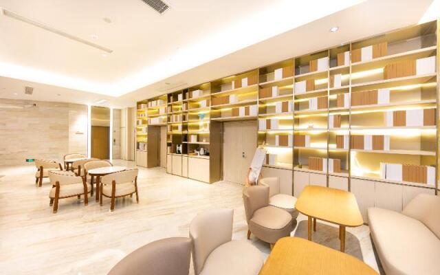 Ji Hotel Nanjing Zhujiang Road Beimen Bridge