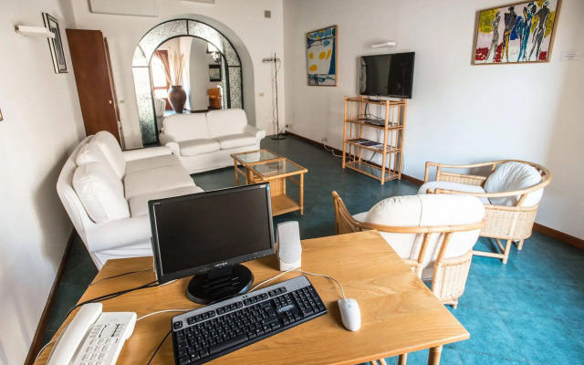 Hotel Villa Meligunis