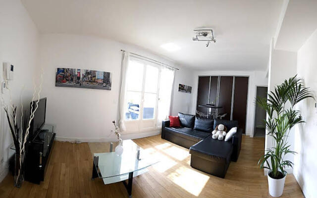 Les Appartements du Vieux-Port: Appartement Haussmannien