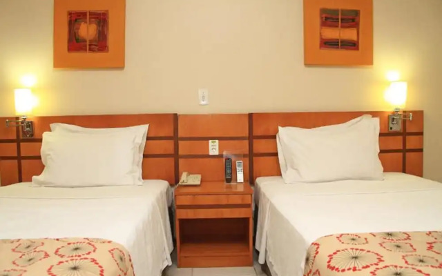 Vitória Praia Hotel By Nobile