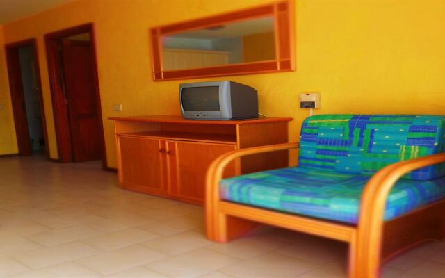 Castillo Beach Club35610