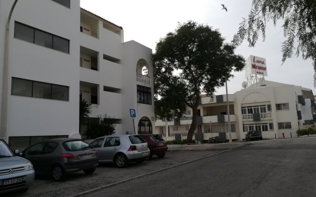 Cool 1-bedroom Apartment in Albufeira Center