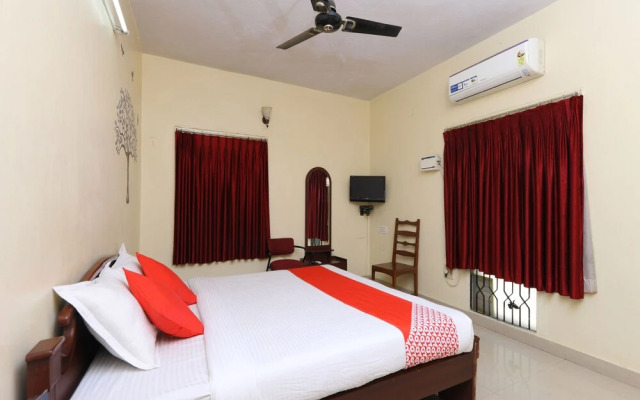 OYO 2704 Apartment Anna Salai