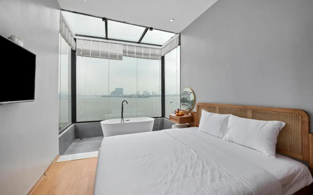 Lakeview Residence Hotel