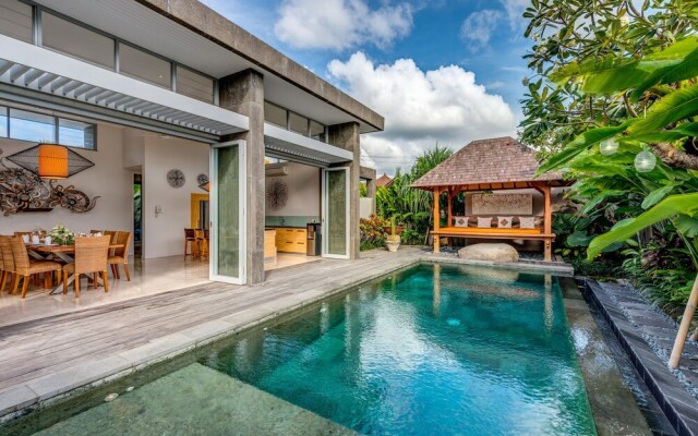 Aramanis Villas