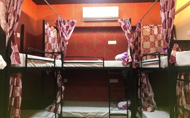 BKC Backpackers - Trade Centre