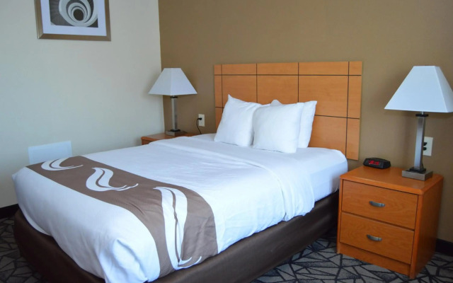 Quality Inn Coralville - Iowa River Landing