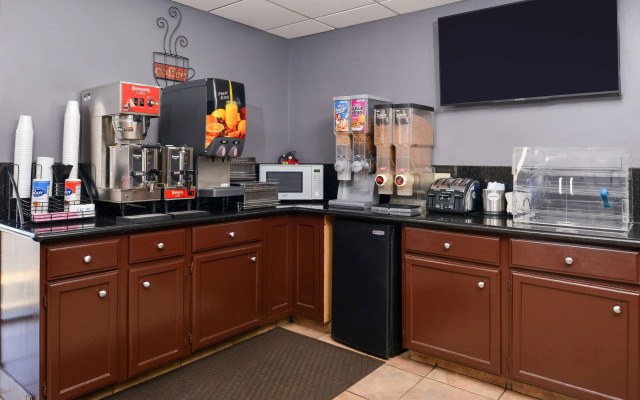 Americas Best Value Inn West Monroe