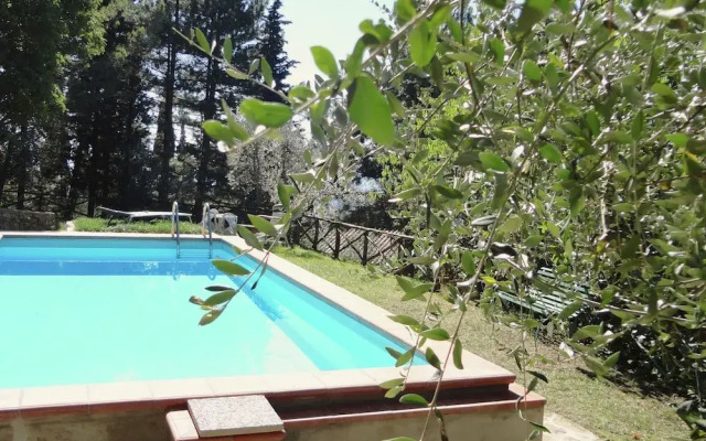 Belvilla by Oyo Flat in Farmhouse With Pool