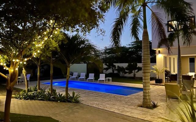 Spectacular Designer Villa 5 Star Luxury 6 Bedroom New!