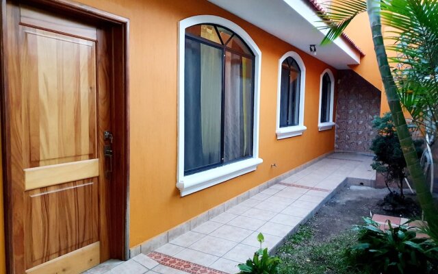 Casa hermosa a 20 minutos del aeropuerto